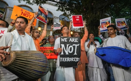 क्या बांग्लादेश में ISKCON के सदस्यों को भारत जाने से रोका गया? जानें क्यों!