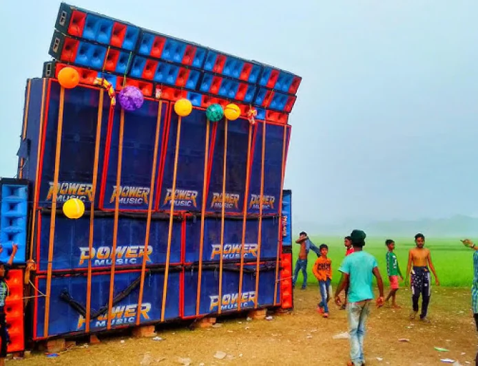 'Power Magic' কি পশ্চিমবঙ্গের সেরা DJ সেটআপ? অবিশ্বাস্য প্রযুক্তি ও সাউন্ডের রহস্য!